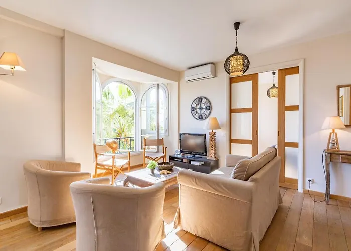 Les Sirenes By Interhome Sainte-Maxime