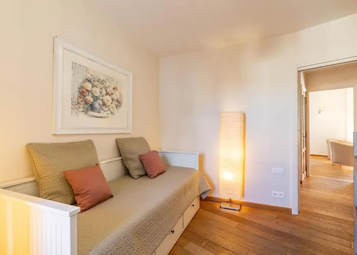 Les Sirenes By Interhome Sainte-Maxime